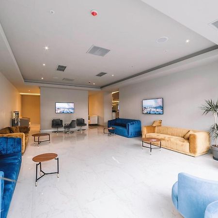 Orbi City Suite Batoumi Extérieur photo