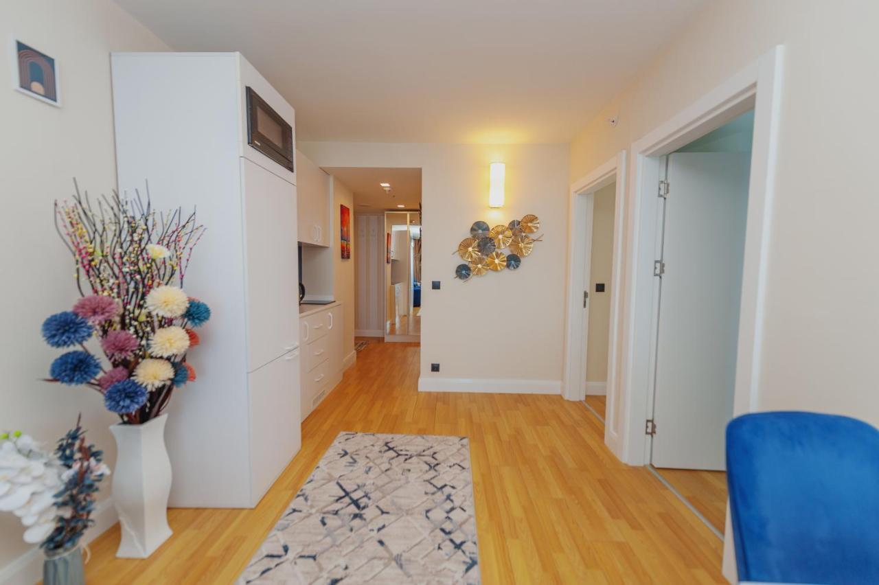 Orbi City Suite Batoumi Extérieur photo