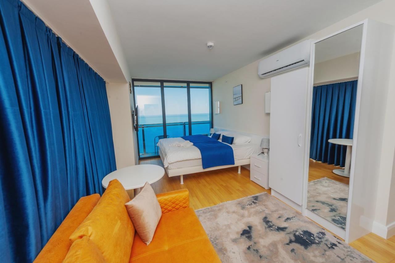 Orbi City Suite Batoumi Extérieur photo