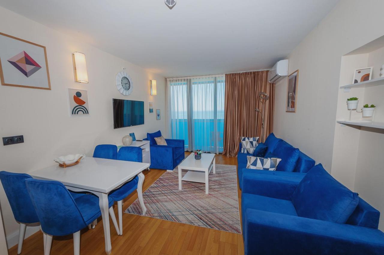 Orbi City Suite Batoumi Extérieur photo
