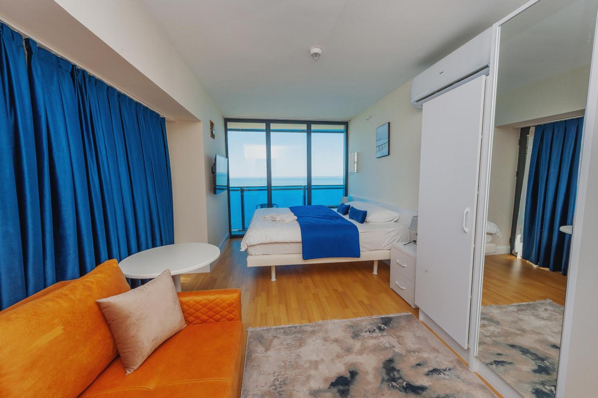 Orbi City Suite Batoumi Extérieur photo