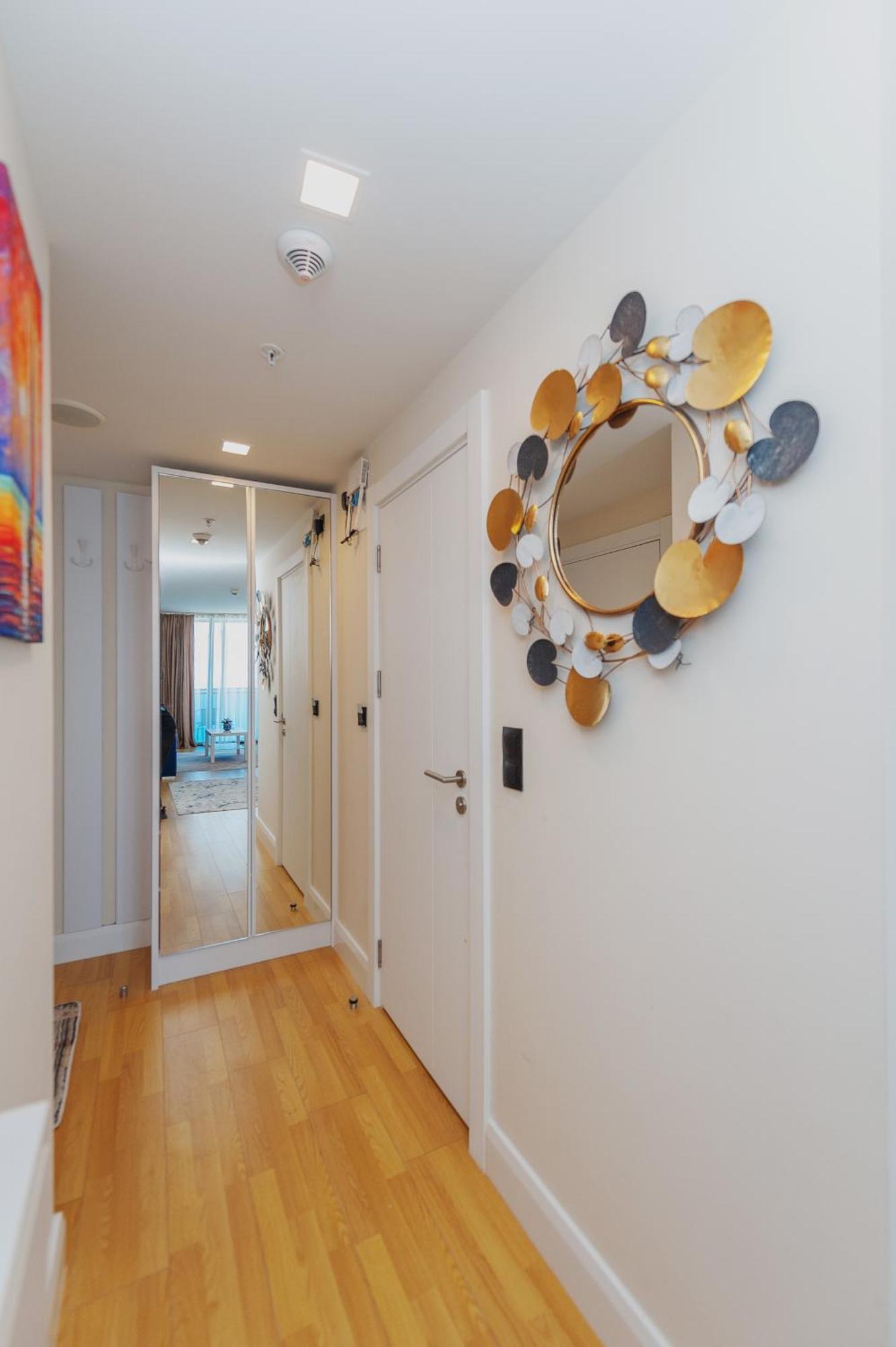 Orbi City Suite Batoumi Extérieur photo